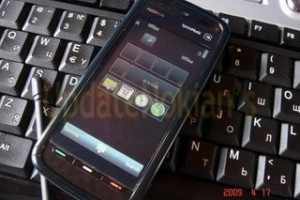 Nokia 5800 mods: Nokia 97's widgets and capacitive screens!