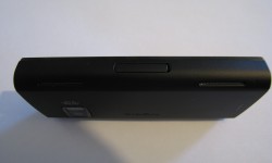 Nokia X6 - Side Left