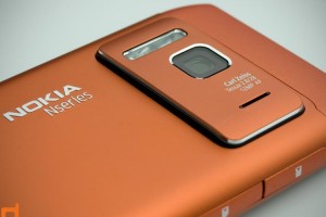 MobileBurn's Full Nokia N8 Review – "best camera phone ever"