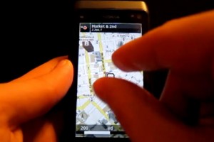 Video: Nokia N8 running new OVI Maps 3.06 (pinch to zoom, public transit line layer, better search and more!)