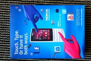 Videos: 16 minutes of Nokia X3-02 touch and type unboxing and hands on with tnkgrl