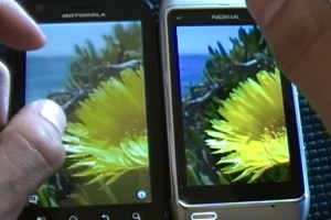 Video: Motorola Atrix versus Nokia N8