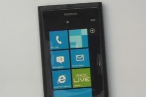 Stephen Elop Introduces Nokia Windows Phone? (Looks like Nokia N9 or possibly is just that)