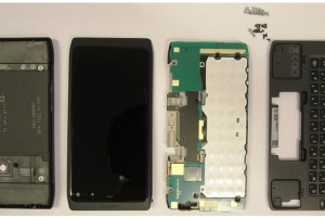 Nokia N950 Dismantled – internal/external photos of disassembled Developer MeeGo Phone (12MP Carl Zeiss confirmed)