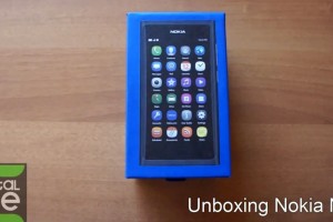 Video: The first Nokia N9 Unboxing video (1080p)