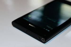 Nokia N9 preview, video hands on and video sample.