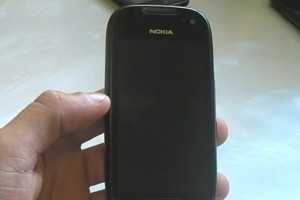 Video: 19 Minute video review of Nokia 701