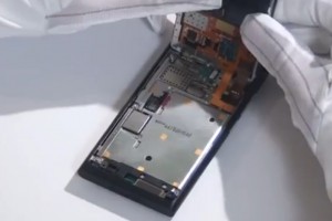 Video: 3 minute disassembly of the Nokia N9