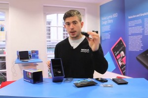 Weekend Watch: Adam Giles unboxes the Nokia Lumia 710