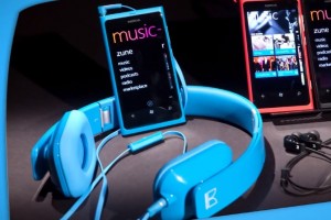 Video: Nokia accessories – Bringing color and fun to your everyday adventures