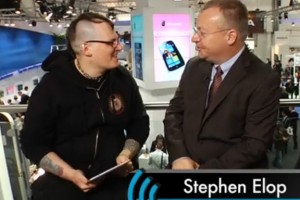 Stephen Elop at Engadget and The Verge – Lumia to differentiate with PureView, “It’s gonna get pretty exciting!” #W8TabletsNok