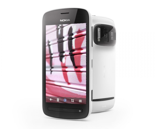 What would you change about the Nokia 808 PureView?