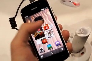 Videos: Nokia 808 hands on from the show floor (and Belle Feature Pack 1) looks nice actually. Zoom & Enhance.