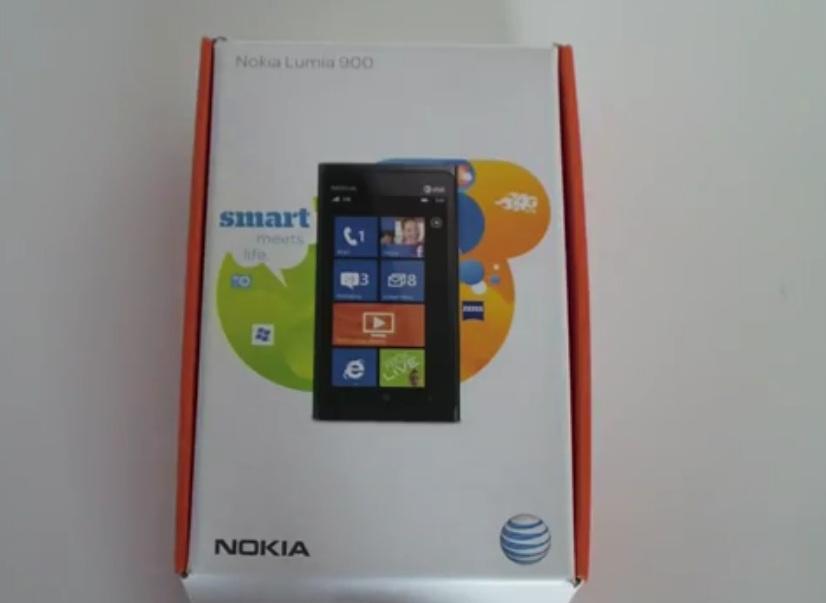 Nokia Lumia 900 Box