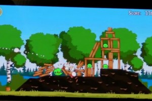 Videos: Nokia 808 PureView samples, Angry Birds and hands on