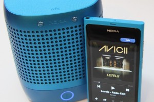 Accessories: Nokia Play 360 Blue, NFC speaker unboxing, demoed with Nokia N9 (+Gallery).