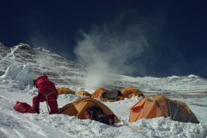 Nokia 808 at Mount Everest, confirmed for June in Finland.
