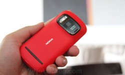 Red Nokia 808 PureView(22)