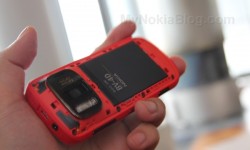 Red Nokia 808 PureView(41)