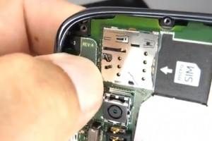 Video: Nokia Lumia 610 Disassembly & Assembly – Screen and Case