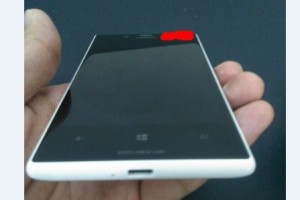Nokia Lumia 820/Arrow? First Real Images! Looking Beautiful