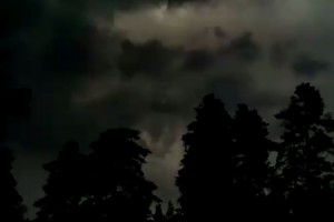 Video: Nokia 808 PureView, thunderstorm – extreme low light