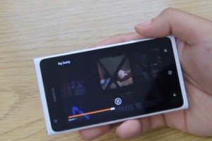 Lumiappaday #270: Crackle demoed on the Nokia Lumia 900 (Free Movies)