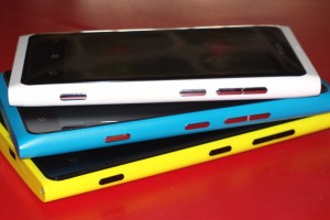 Glamour Shot: Lumia 800, 900 and 920 Stacked Up