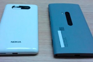 Weekend Watch: Nokia Lumia 920 Ash Grey vs Nokia Lumia 820 gloss white