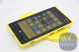 Accessories: Nokia Wireless Charging Plate and Charging Pillow by Fatboy unboxing (Yellow and Blue)