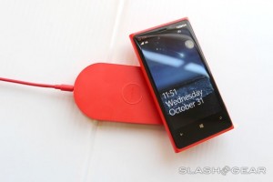 SlashGear: Nokia Lumia 920 first impressions (AT&T)