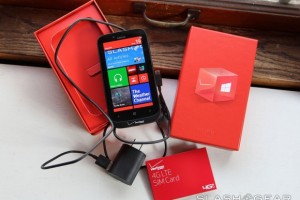 SlashGear’s Nokia Lumia 822 Review (Verizon) “as perfect a combination of hardware and software as youâ€™re going to see on the market today “
