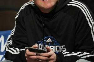 Mark Cuban (Billionaire, Owner of Dallas Mavericks, Shark Tank) Drops iPhone 5 for a Lumia; Says “Windows Phone Kicks the iPhone’s Ass”