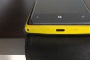 Video: Nokia Wireless Charger in floating shelf (with Nokia Lumia 920)