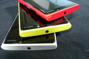 Clove UK To Replenish Lumia 920 Stock (Red & Black) on Jan. 8th