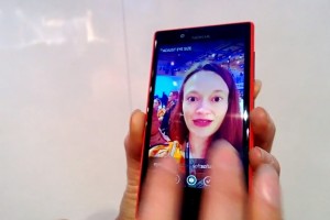 Videos: Nokia Glam Me self portrait lens demoed on Nokia Lumia 720