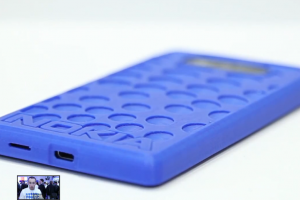 Video:  Innovation at its finest with the Nokia Lumia 820, Makerbot and 3D printing at MWC.