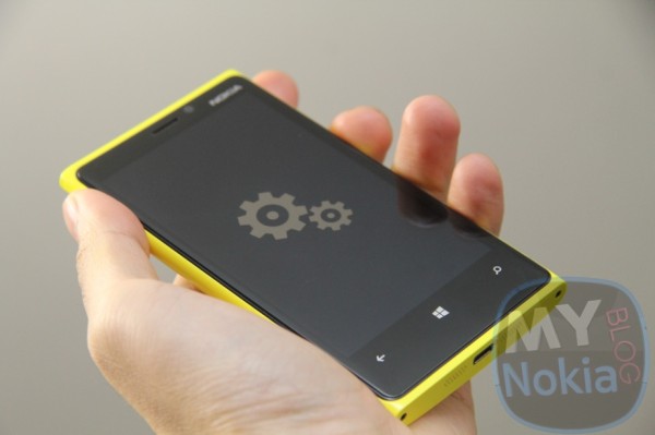 AT&T Nokia Lumia 920s get Firmware Update to 1232.5962.1314.0001