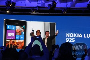 Nokia Lumia 925 Officially Launched #Catwalk + Official Specs