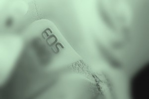 Rumours: Nokia EOS – v1 July Launch? Engineering miracle shell cramming huge sensor in deceptively slim profile