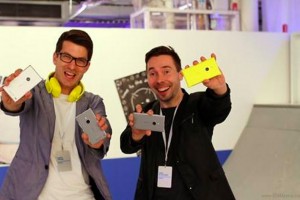 Yellow Nokia Lumia 925 coming? Or is that the wireless charging cover?