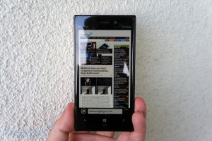 Hands On With the Lumia 928