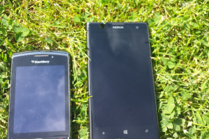 LeakyLeak: More EOS Pics, This Time From the Front