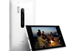 Lumia 928 for $30 on Contract at Amazon