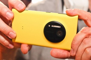 Rumours: Nokia Lumia 1020 headed to China by mid-August?