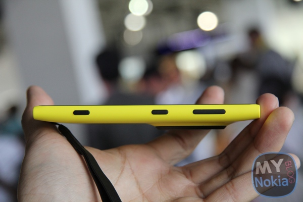 MNB IMG_0205 Nokia Lumia 1020 yellow