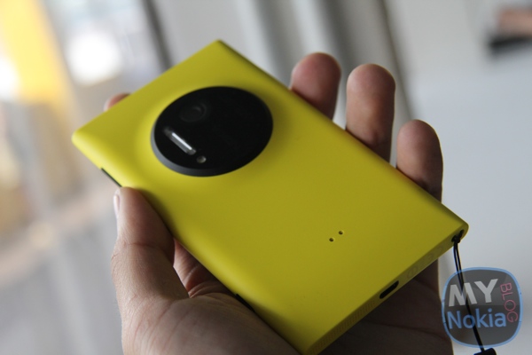 MNB IMG_0286 Nokia Lumia 1020 yellow