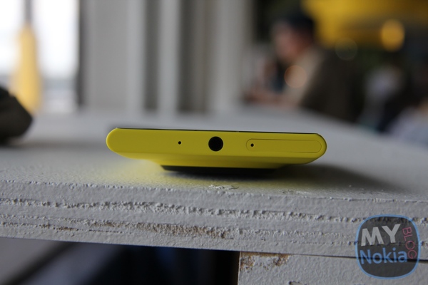 MNB IMG_0307 Nokia Lumia 1020 yellow