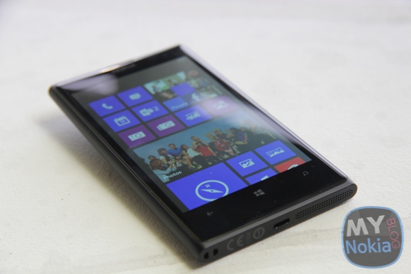 MNB IMG_0455Nokia Lumia 1020 black
