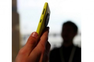 Hey @Nokia @WindowsPhone, get his @ATT dude his job back please. One of a few that actually can sell your products!